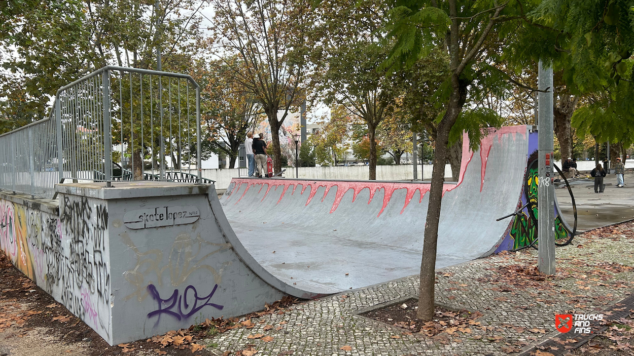 Skatepark do Avião Leiria